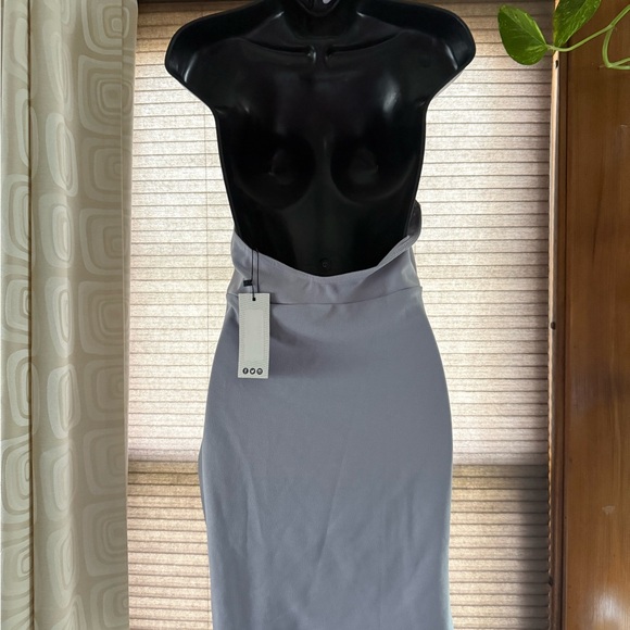 Elegant Gray Halter Dress - Picture 2 of 2
